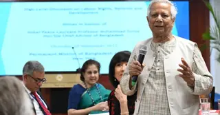 ‘বিনিয়োগ আকর্ষণে আইএলও কনভেনশন অনুযায়ী শ্রম আইন সংস্কারে কাজ করছে সরকার’